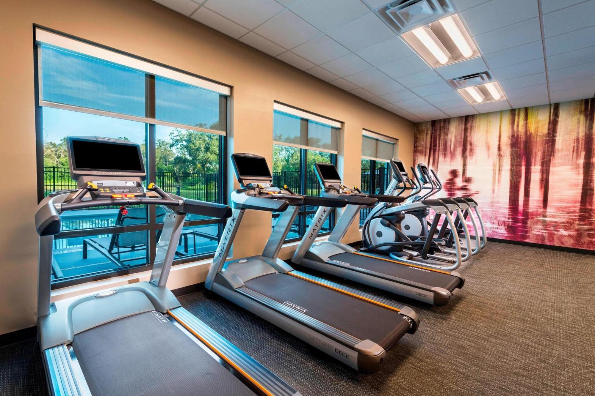 Courtyard By Marriott Tampa Northwest/Veterans Expressway Hotel West Chase Eksteriør billede