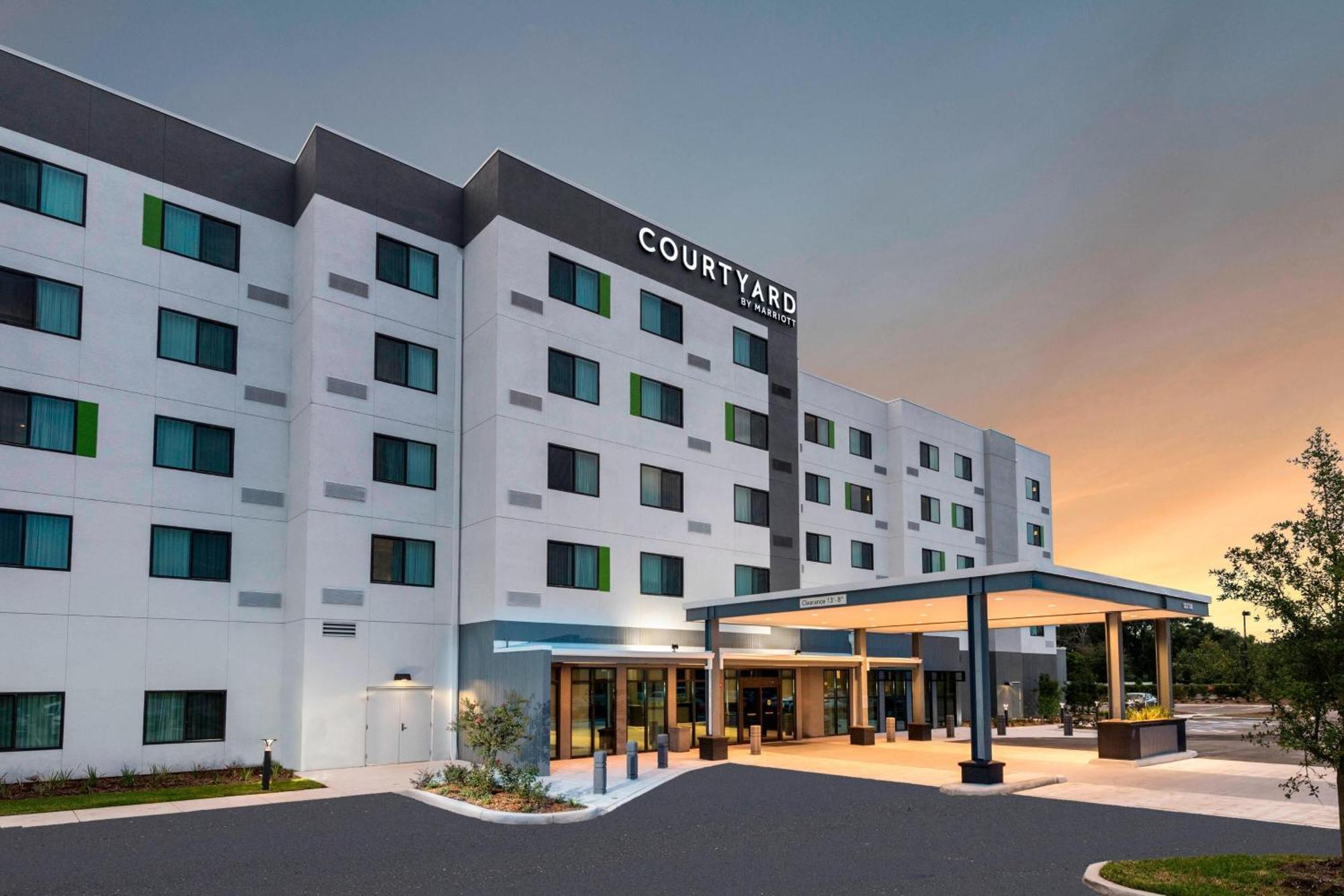 Courtyard By Marriott Tampa Northwest/Veterans Expressway Hotel West Chase Eksteriør billede