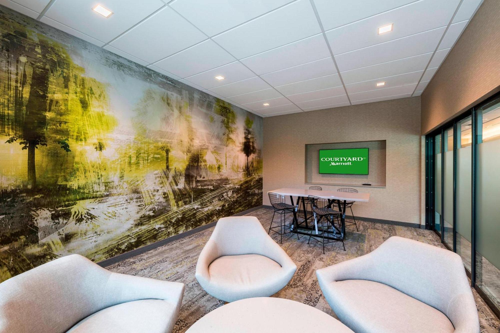 Courtyard By Marriott Tampa Northwest/Veterans Expressway Hotel West Chase Eksteriør billede